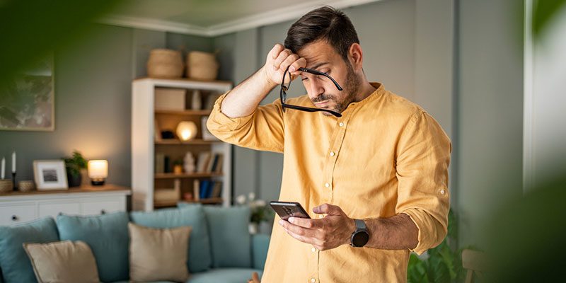 Signs You Should Hire a Phone Number Search Service